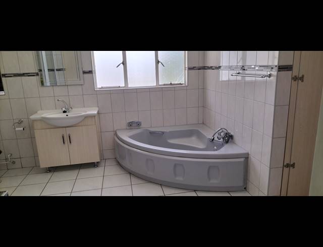 3 BEDROOM HOUSE TO LET IN WAVERLEY